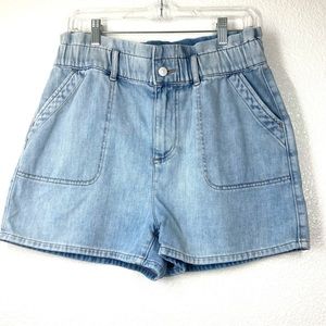 Express super High rise Jean Shortie Shorts high waisted, elastic waist, size M